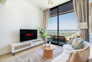 GuestReady - Glamorous stay at Binghatti Corner - Dubai - 8