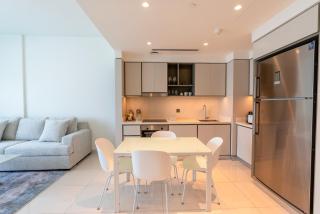 Luxury Living in Emaar Beachfront with Private Beach - Dubaï - 2