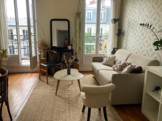 Appart 54m2 quartier Jourdain 75020 etage 5 sans ascenseur - París - 0