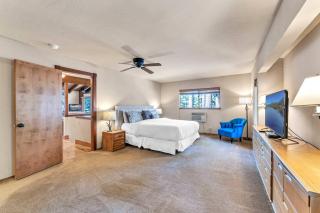 Northstar Retreat by Golf Course & Free Shuttle - 8