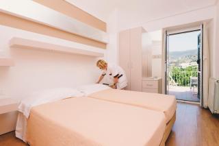 Hotel Melograno - Spotorno - 4
