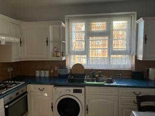 Bright 2 Bedroom Flat Close to City Centre - Londra - 2