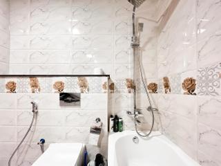 Studio Apt w Modern Amenities in Prime Location - Dubai - 7