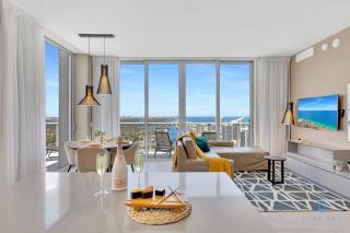 Luxury Penthouse -Awesome Views-Pools - Free Parking - Hollywood - 2