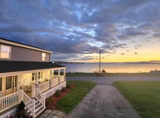 Beachfront NEW Pool HotTub Sauna and Panoramic view - Somerset - 4