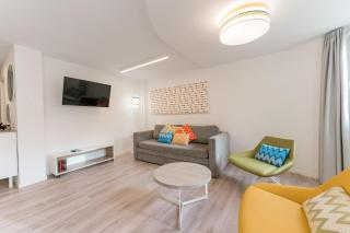 R2 Maryvent Beach Apartments - 2