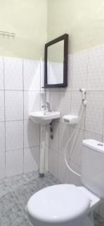 Dewi Garden Guesthouse - Kuta - 3