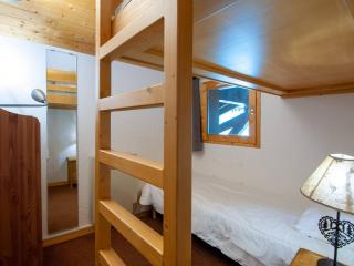Chalet cosy à Méribel avec mezzanine et cuisine équipée - FR-1-355-100 - 1