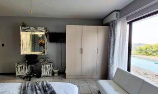 Seaview Family Home Southcoast - Amanzimtoti - 2