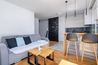Apartament Blisko Parku Śląskiego w Katowicach z Parkingiem by Noclegi Renters - Katowice - 0