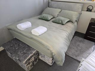 1-Bedroom Studio in City Center - Birmingham - 4