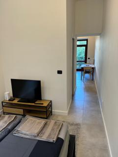 Cool Vitkova apartment with balcony - Praga - 6