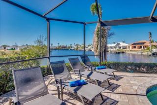 Villa Sunset Cove by CoralVilla - ping pong table - Matlacha - 7