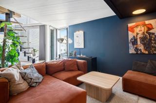 Luxurious Arctic Aurora Apartment - 9