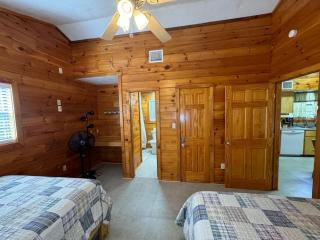 Cherokee Oaks - Frio River Haven - Concan - 8