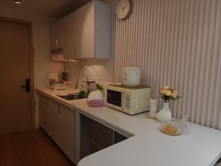 Chic Retreat at Quezon City Grass Residences Condo - 2