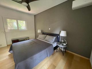Vouliagmeni Green Hill Apartment - 3