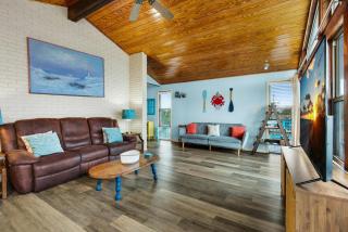 Mellow Yellow Bungalow - Pensacola Beach - 2