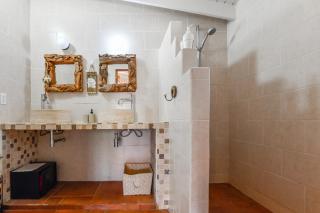 Brisas Studio Apartments - Palm-Eagle Beach - 1