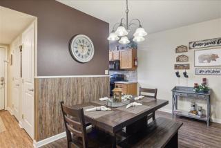 CL303 Splash 'n' Views - 5