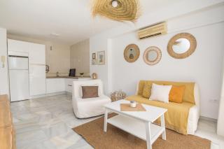 Sunstay Costa Lago Flat I Torremolinos - Torremolinos - 3