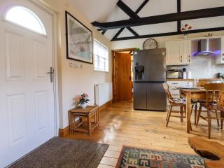 White Hart Stables - Battle - 6