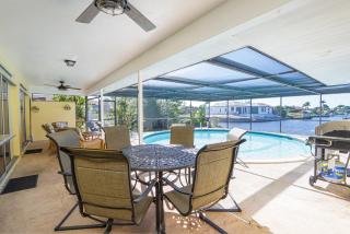 Sunset Oasis Gulf Access Pool Home in Cape Coral - Cape Coral - 8