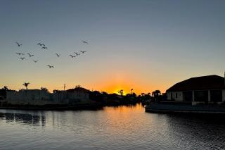 Sunset Oasis Gulf Access Pool Home in Cape Coral - Cape Coral - 6