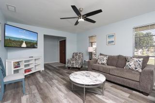 Sunset Oasis Gulf Access Pool Home in Cape Coral - Cape Coral - 3