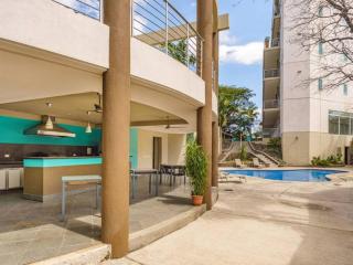 PP201 Modern Space in Centre of Town - Tamarindo - 6