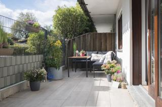 Suite Deluxe for 5 - 2 Bedrooms - Free Private Parking - 5 Min to Slopes - Terrace - 8