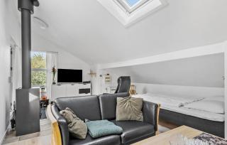 2 Bedroom Lovely Home In Hejls - 4