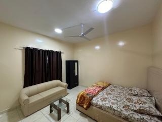 Elegant Master Suite with Luxurious Compfort - Ajman - 7