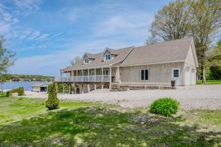 Lakeside Retreat With Hot Tub & Dock - Lion's Head - 9
