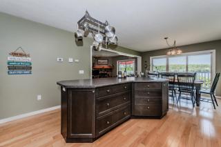 Lakeside Retreat With Hot Tub & Dock - Lion's Head - 3