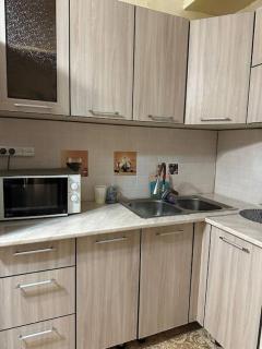 3х комнатная на Толе би дом 78 - 3