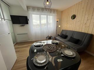 Allium, Appt entièrement rénové avec parking - 2