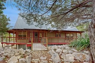 Driftwood Hideaway - 0
