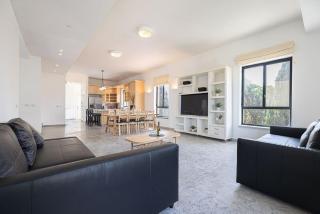 אחוזת קסם - 9