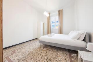 City Center, 2BR, Free Wifi & Netflix By Tilo - Genoa - 6