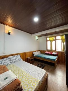 Hangkhim Homestay - Ravangla - 9