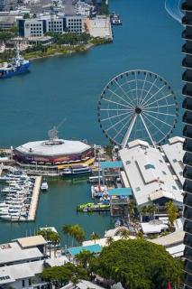 Miami Luxe Sky 27, Walk to FIFA Fest, Waterfront Balcony, Stunning Water & City Lights View, Resort Pool,Gym,Spa Restaurants - 8