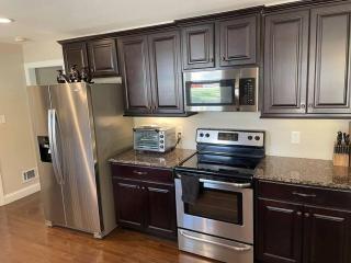 Amazing Location - Walk Across To North Hills - Raleigh - 0