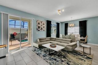 4838 - 5Q/4B Storey Lake * c/ Piscina * - Kissimmee - 5