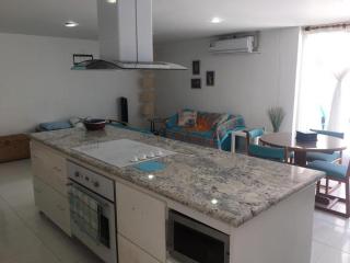 Walking distance to the beach, restaurants, and shops - San Andrés - 2