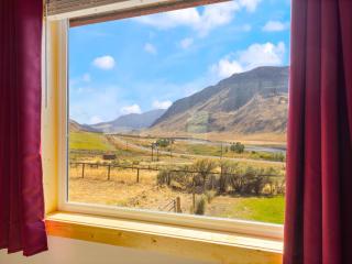 Yellowstone Treasure Retreat - 5