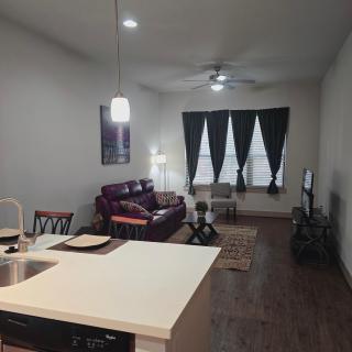 Midtown Downtown Breeze - 3