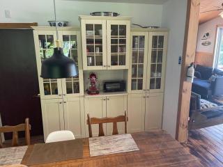 LAKFRONT - Chalet VISTA - Waterfront, Spa & FirePit - 1