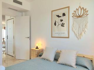 Apartamento moderno con vistas al mar, piscina & parking - Fuengirola - 3