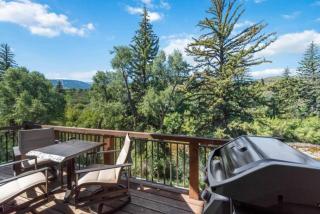 Riverfront Townhome 15 by East West Hospitality - 3